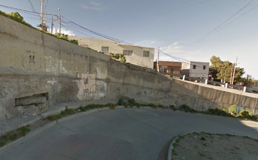 Un hombre cayó de un muro de contención y perdió la vida