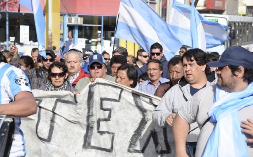 Trabajadores de Guilford podrían tomar la playa de tanques