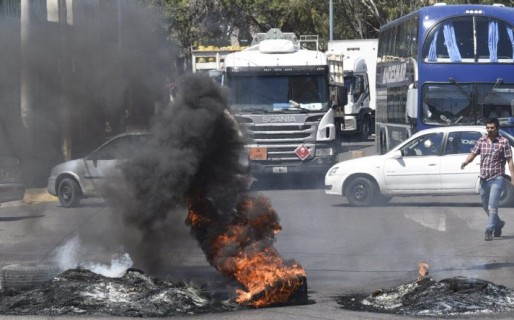 Remiseros paralizarán el transporte por falta de respuestas de Provincia