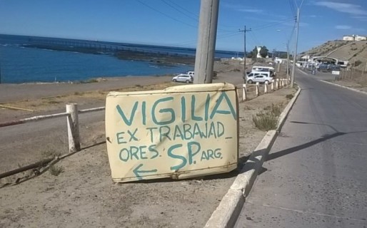 Ex trabajadores de SP mantienen una vigilia a la espera de respuestas