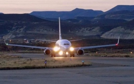 Para comprar los pasajes aéreos hay que obtener los permisos provincial y nacional﻿