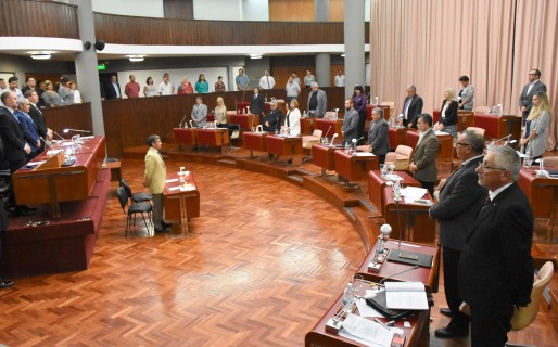 Asunción de Secretarios: Diputados del FpV presentaron amparo
