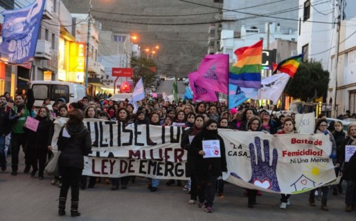 Hoy se realizan una radio abierta y una marcha por el paro de mujeres