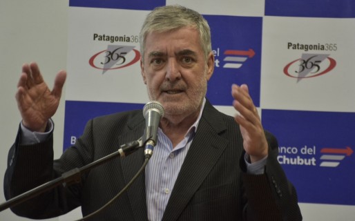 Das Neves cargó directamente contra la APEL