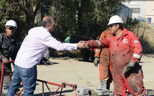 Linares recorrió la obra de pavimentación de barrio Industrial