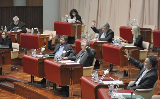 Crisis petrolera: Bloque del PJ-FpV requirió a Nación medidas urgentes