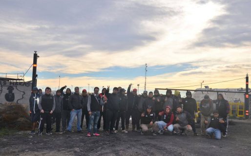 Protesta de trabajadores en YPF por suspensiones