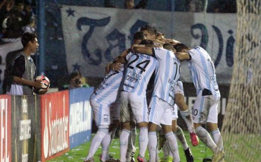 Libertadores: Atlético Tucumán alimentó su fe