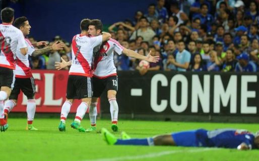 Buen triunfo de River ante Emelec en Guayaquil