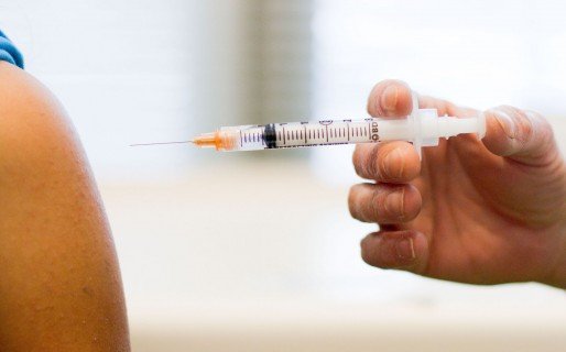 Nación admitió que compra la mitad de vacunas que en 2016