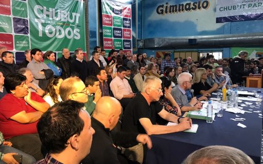 “Los partidos tradicionales están cerrados”