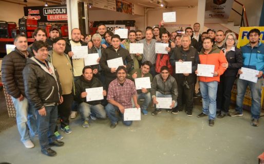 “Los ex trabajadores de Guilford dieron el primer paso fundamental para su reinserción laboral”