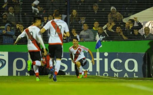 River despachó a Gimnasia y acecha a Boca