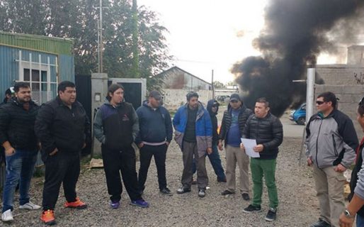 Vidal: “Buscan dar de baja a 1500 trabajadores”