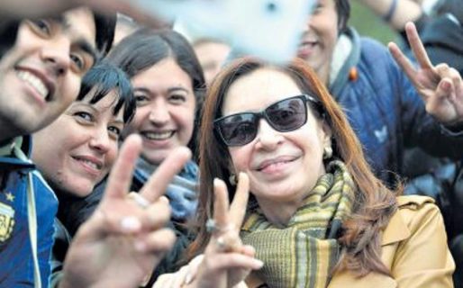 CFK: “Hablan de mí para distraer”