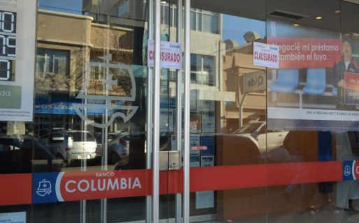 Clausuran sucursal del Banco Columbia