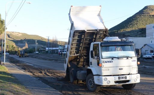 Realizan tareas de reacondicionamiento en km. 3