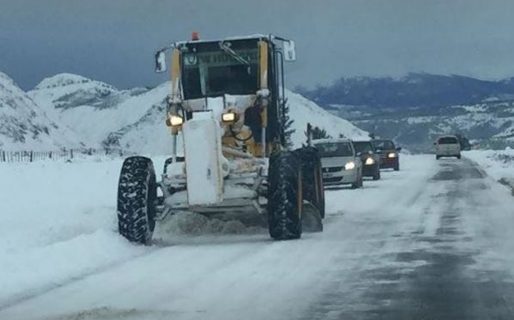Hay hielo en rutas cordilleranas y piden extrema precaución