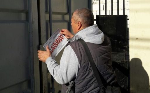 Clausuran un multirubro y una parilla en km. 3