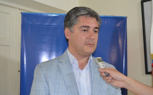 Dura respuesta de Naumann a Durán