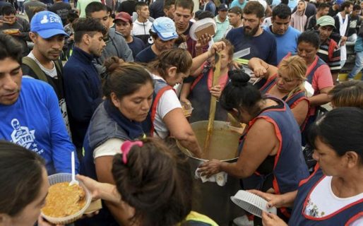 Ollas populares en contra el ajuste y el hambre del “Gobierno macrista”