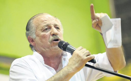 «El Gobierno quiere demonizar a los dirigentes sindicales»
