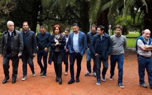 CFK se reunió con intendentes para diseñar la campaña