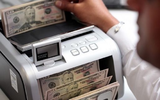 Dólar a $ 17,70 en el cierre de Agosto