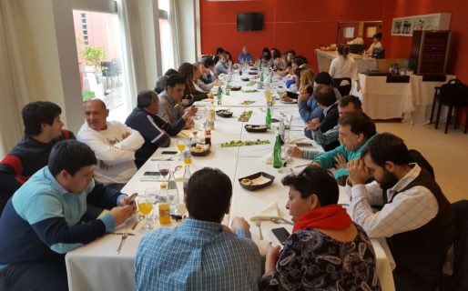 Linares analizó alternativas financieras para sostener la economía provincial