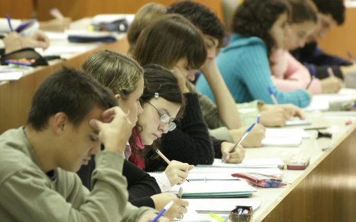 PAE y la Universidad de San Andrés lanzan una nueva edición de su Programa de Becas