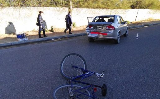 Automovilista embistió a un ciclista en km. 5