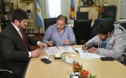 El municipio entregó aportes a la vecinal de Manantial Rosales