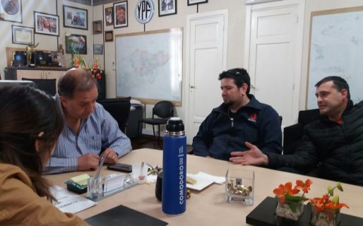 Linares: “Es importante trabajar codo a codo con los vecinos”