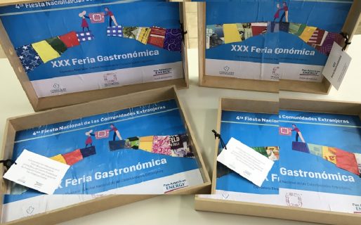 PAE junto a la Fundación Crecer en la Feria de la Colectividades