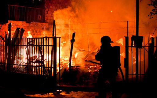 Un hombre murió al incendiarse su casa en el San Cayetano
