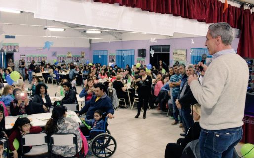 Arcioni participó de un evento que reunió a más de 400 mujeres