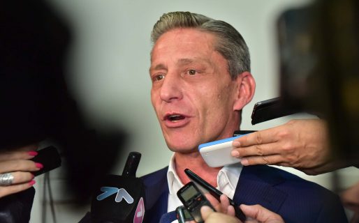 Arcioni: “Los funcionarios del Gobierno nacional vienen de campaña”