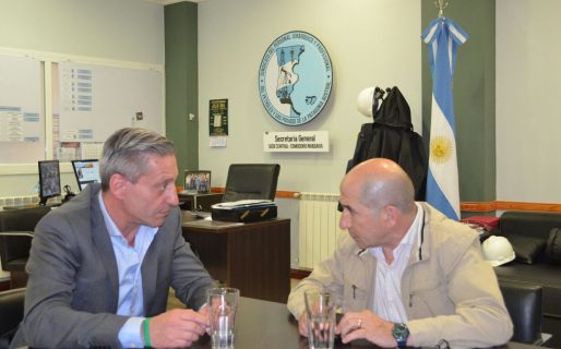 Arcioni recorrió con Llugdar las obras que impulsa Petroleros Jerárquicos