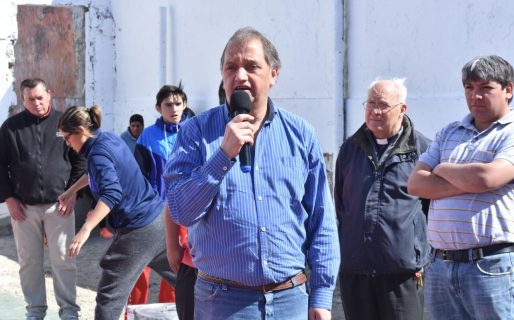 Linares: “Continuamos dotando de infraestructura a los barrios”