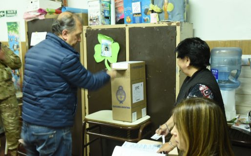 “Más allá de las ideologías políticas, esta es una fiesta de la democracia”