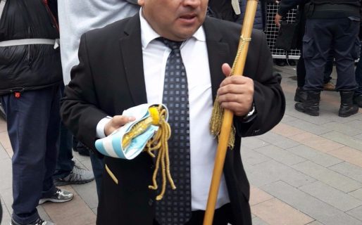 La familia Das Neves devolvió los atributos de mando