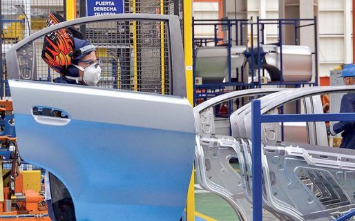 Crisis en el sector autopartista: El déficit se construye pieza por pieza