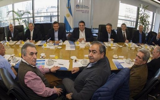 Nación acordó con la CGT y la reforma laboral va al Congreso