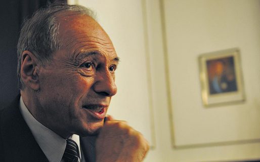 “Se está derrumbando la República”