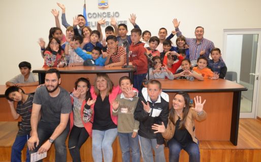 Niños que asisten al CPB Stella Maris visitaron el Concejo Deliberante
