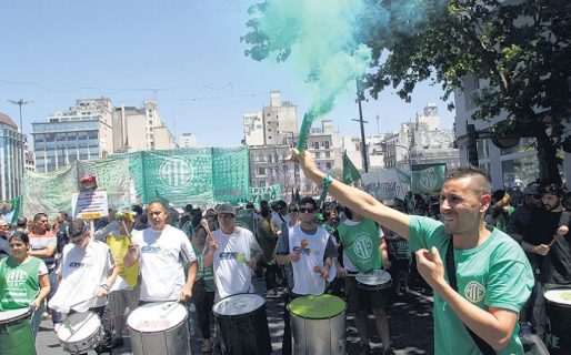 ATE convocó a una huelga nacional ante las cesantías en el Estado