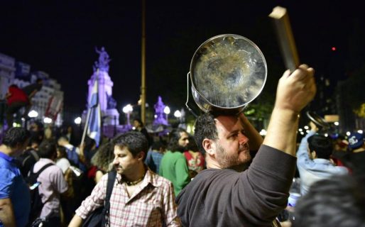 Miles de personas se manifestaron para repudiar la reforma previsional