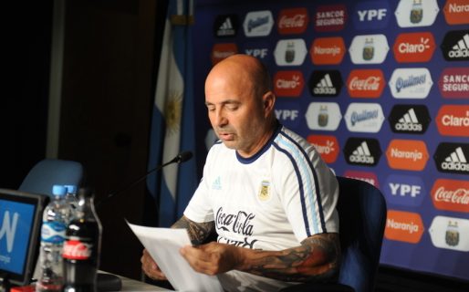 Sampaoli insultó a un policía: «Boludo, cobrás 100 pesos por mes»