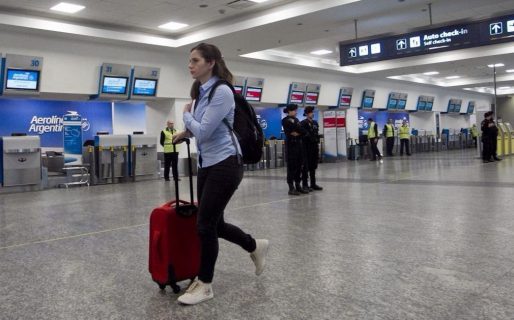 Grandes demoras en Ezeiza y Aeroparque por protesta gremial