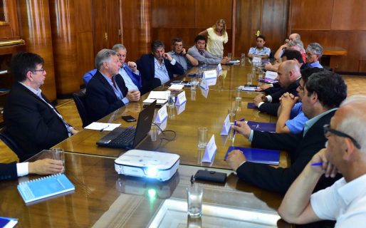 “La gente tiene que dar el debate, más allá de las posturas políticas”